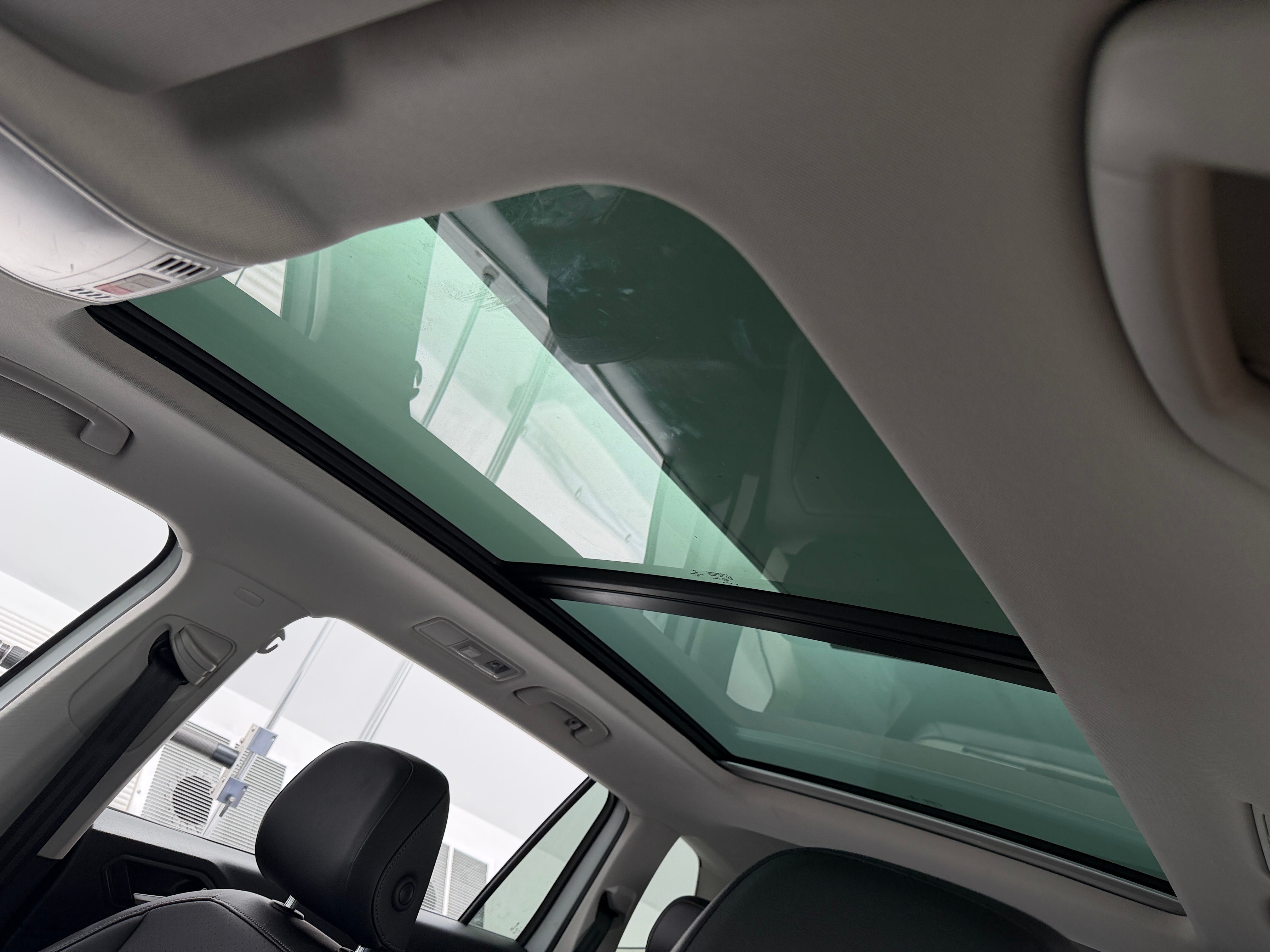 volkswagen tiguan 2019 3VV2B7AX6KM043394 image volkswagen tiguan 2019 3VV2B7AX6KM043394 image