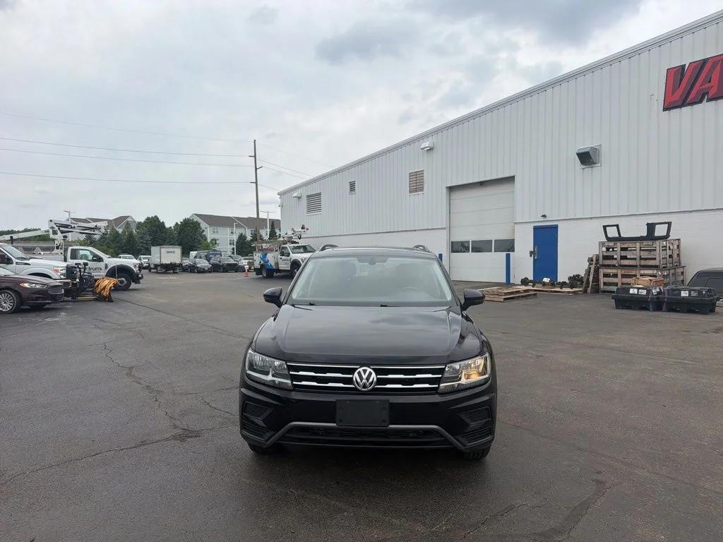 volkswagen tiguan 2019 3VV3B7AX0KM156228 image volkswagen tiguan 2019 3VV3B7AX0KM156228 image
