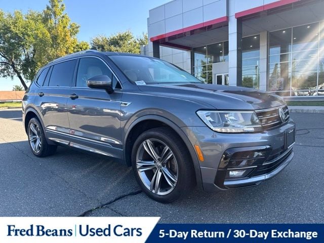 volkswagen tiguan 2019 3VV2B7AX6KM063077 image volkswagen tiguan 2019 3VV2B7AX6KM063077 image