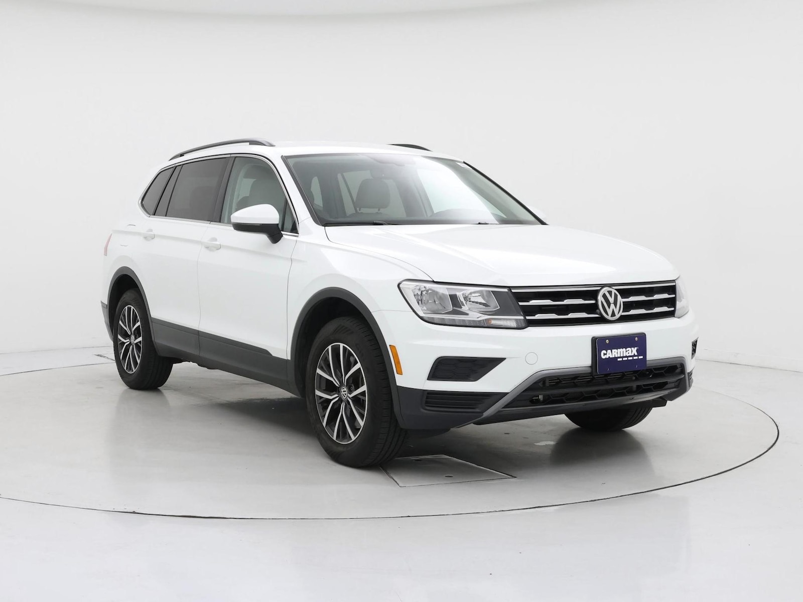 volkswagen tiguan 2019 3VV2B7AX4KM195240 image volkswagen tiguan 2019 3VV2B7AX4KM195240 image