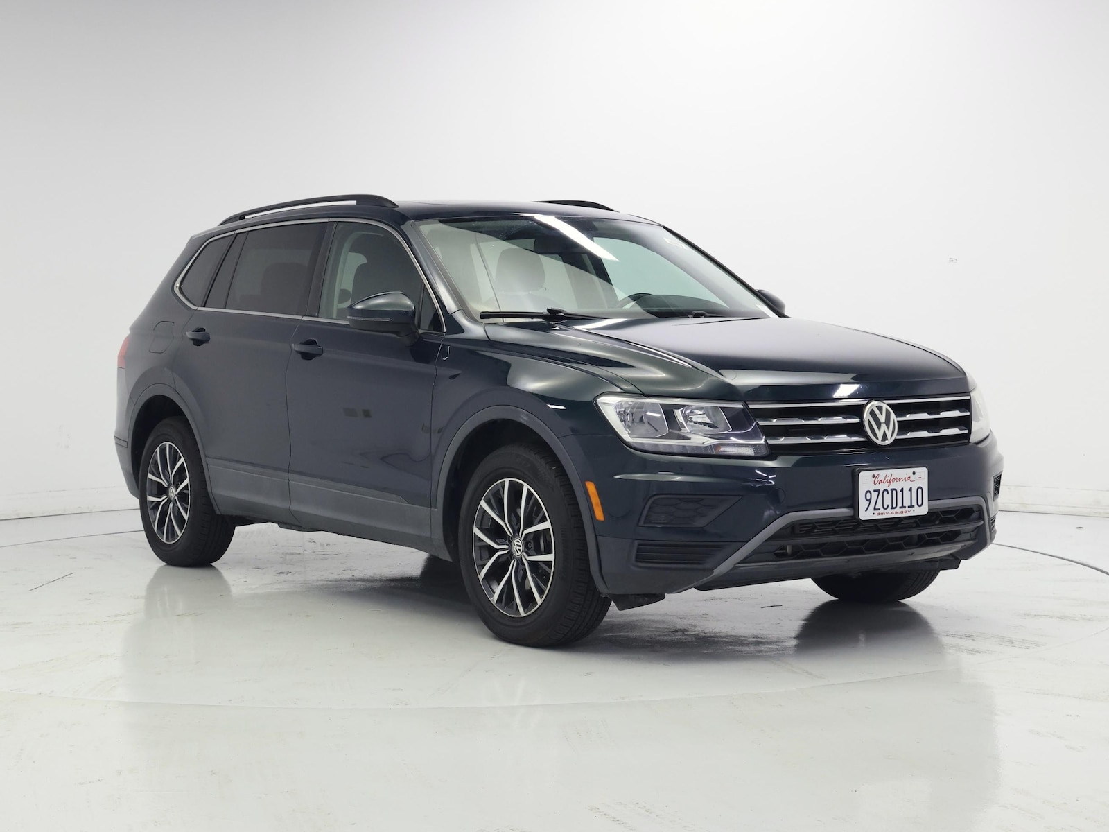volkswagen tiguan 2019 3VV2B7AX3KM186979 image volkswagen tiguan 2019 3VV2B7AX3KM186979 image