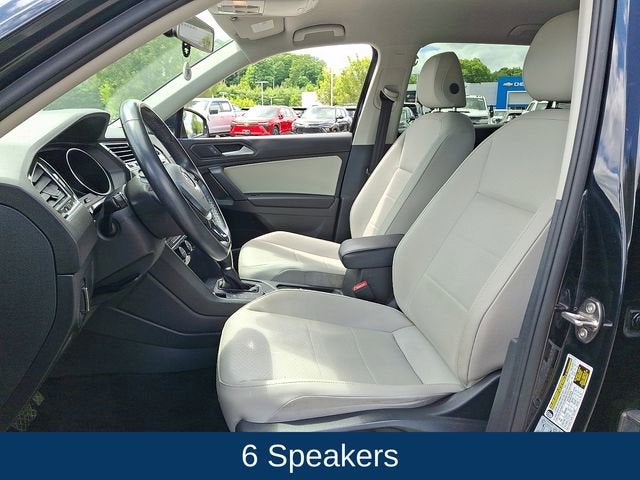 volkswagen tiguan 2019 3VV2B7AX9KM052896 image volkswagen tiguan 2019 3VV2B7AX9KM052896 image