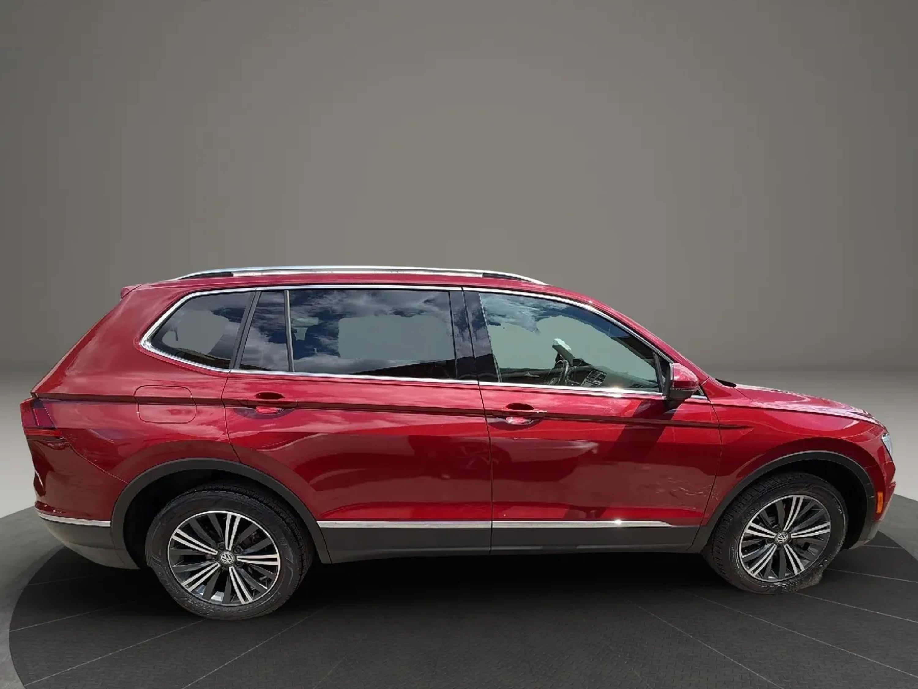 volkswagen tiguan 2019 3VV2B7AX8KM012339 image volkswagen tiguan 2019 3VV2B7AX8KM012339 image