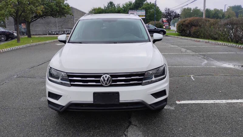 volkswagen tiguan 2018 3VV2B7AX0JM205194 image volkswagen tiguan 2018 3VV2B7AX0JM205194 image