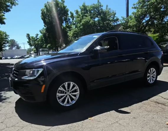 volkswagen tiguan 2018 3VV0B7AX5JM088543 image volkswagen tiguan 2018 3VV0B7AX5JM088543 image