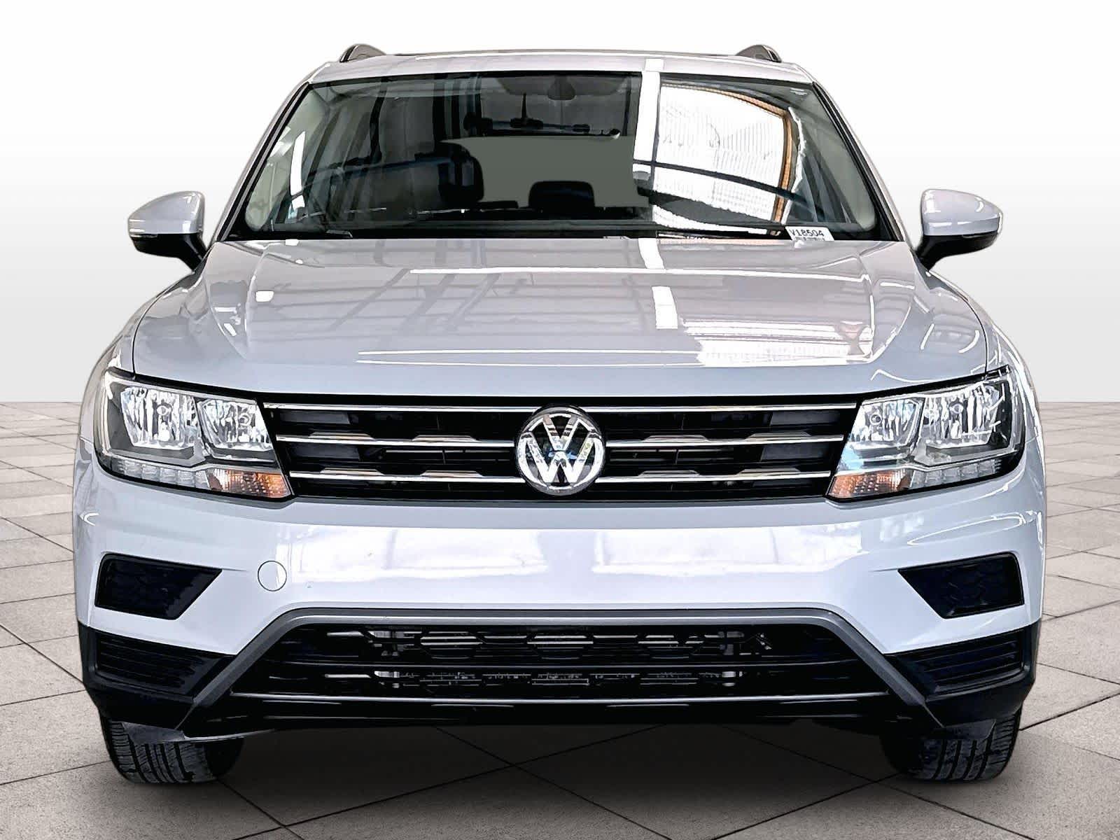 volkswagen tiguan 2018 3VV2B7AX0JM195072 image volkswagen tiguan 2018 3VV2B7AX0JM195072 image