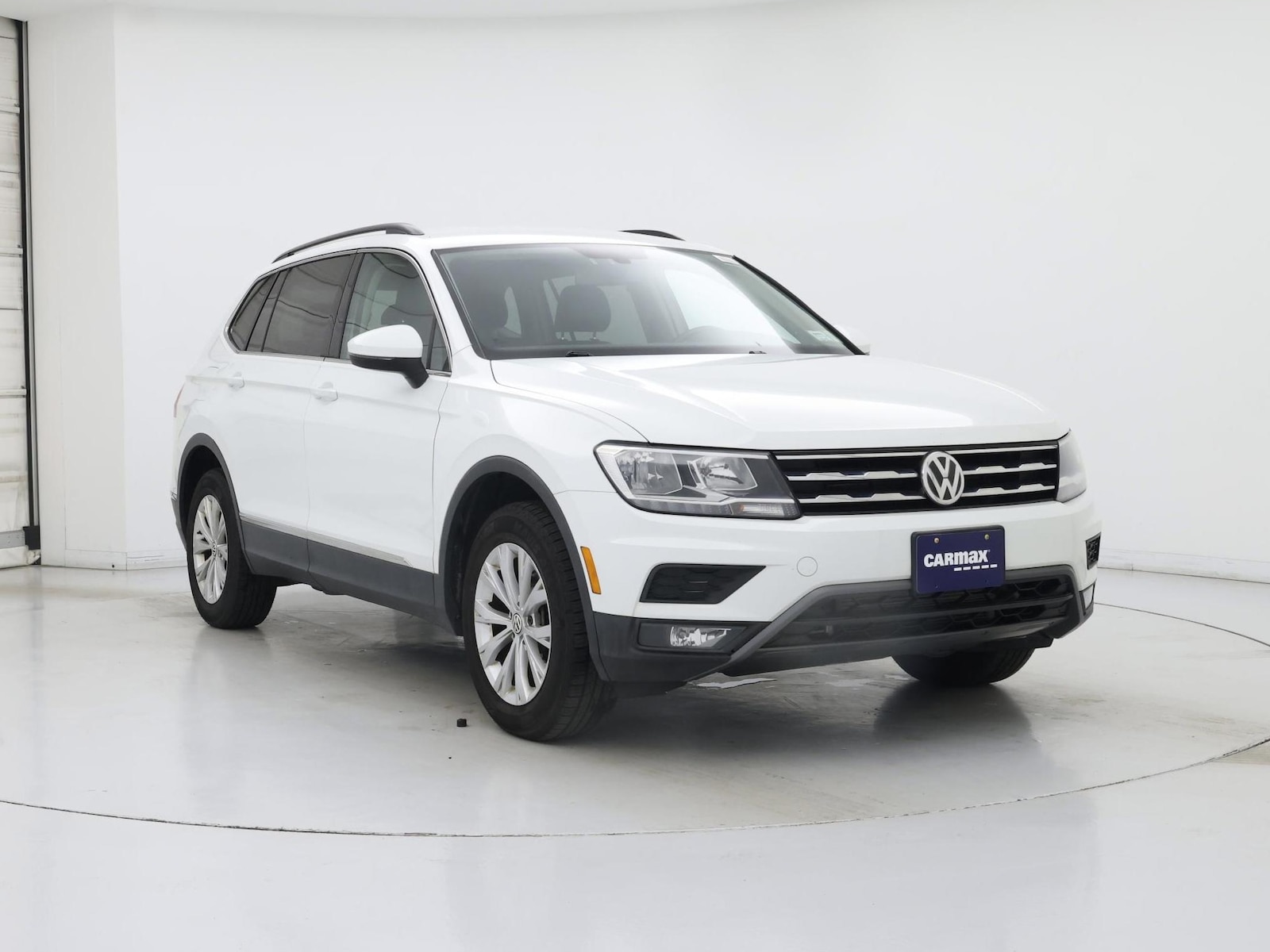 volkswagen tiguan 2018 3VV2B7AX8JM002702 image volkswagen tiguan 2018 3VV2B7AX8JM002702 image