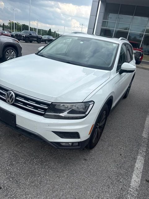 volkswagen tiguan 2018 3VV2B7AXXJM213285 image volkswagen tiguan 2018 3VV2B7AXXJM213285 image