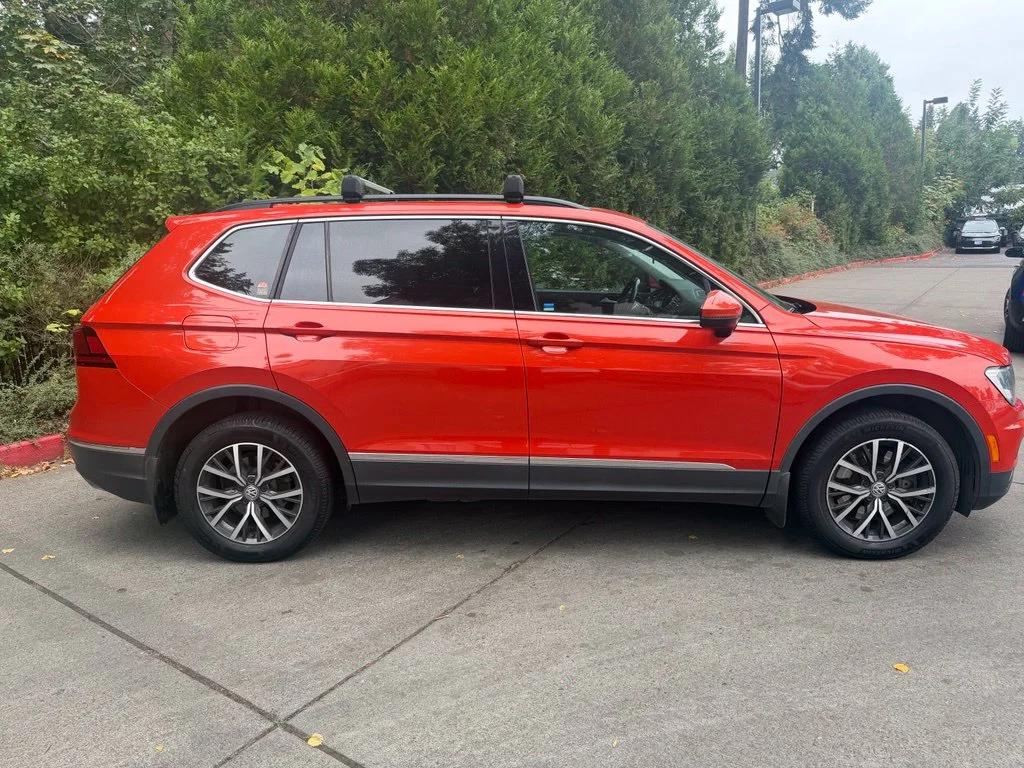 volkswagen tiguan 2018 3VV2B7AX9JM030556 image volkswagen tiguan 2018 3VV2B7AX9JM030556 image