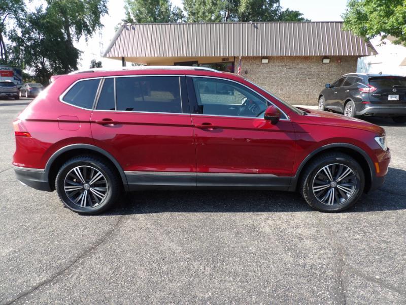 volkswagen tiguan 2018 3VV2B7AXXJM016035 image volkswagen tiguan 2018 3VV2B7AXXJM016035 image