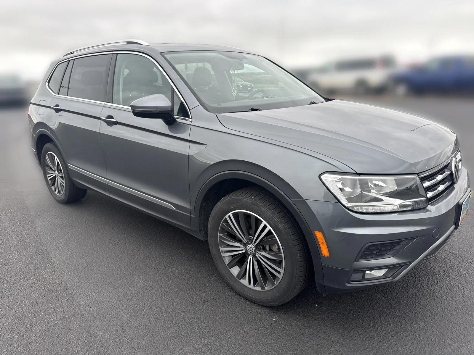 volkswagen tiguan 2018 3VV2B7AX0JM061825 image volkswagen tiguan 2018 3VV2B7AX0JM061825 image