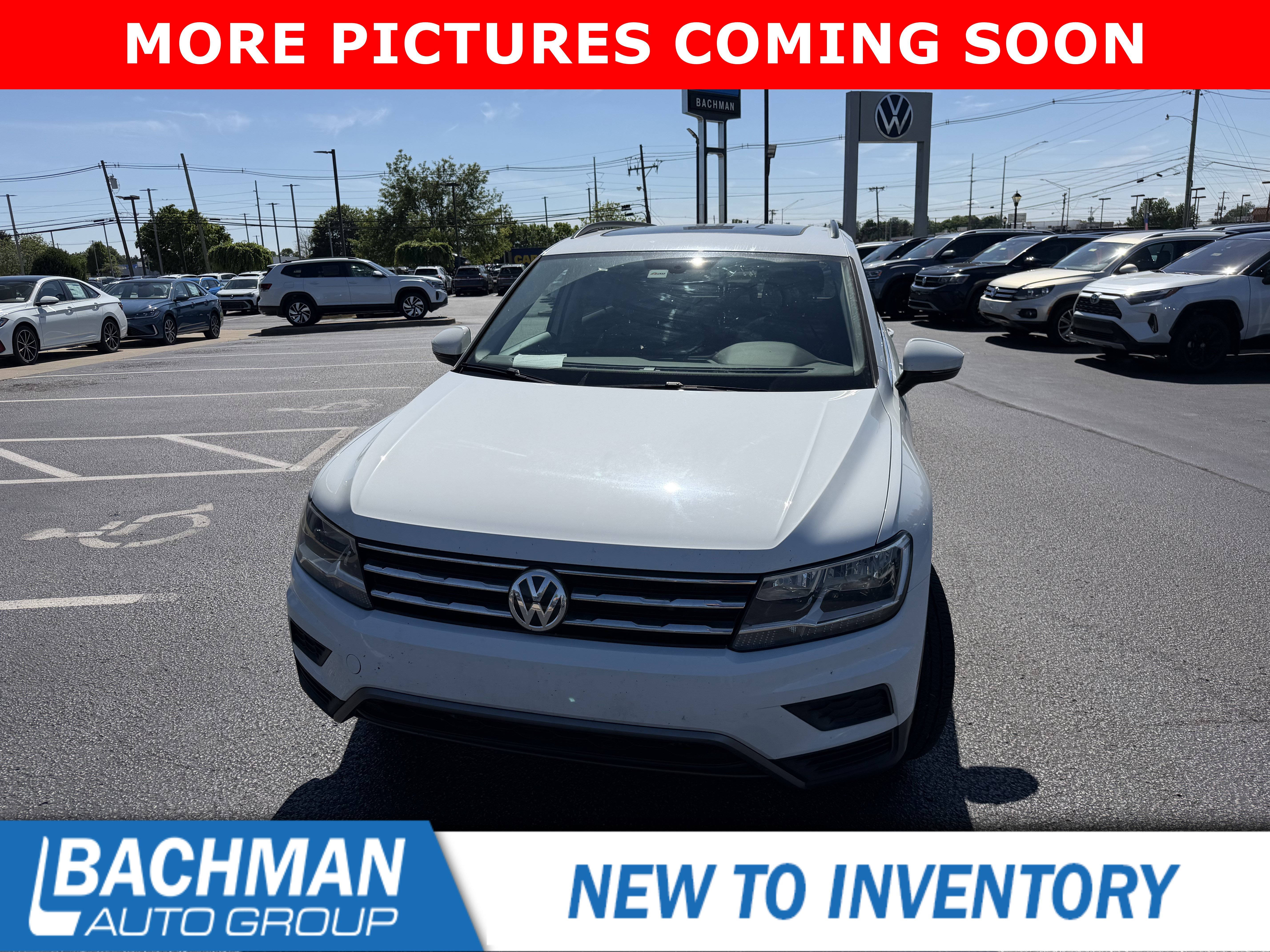 volkswagen tiguan 2018 3VV2B7AX2JM182744 image volkswagen tiguan 2018 3VV2B7AX2JM182744 image