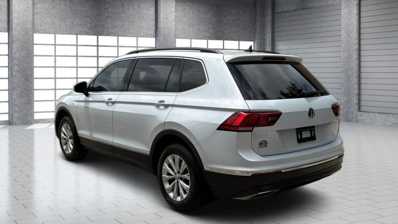 volkswagen tiguan 2018 3VV2B7AX9JM099750 image volkswagen tiguan 2018 3VV2B7AX9JM099750 image