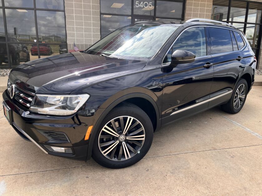volkswagen tiguan 2018 3VV2B7AX0JM132666 image volkswagen tiguan 2018 3VV2B7AX0JM132666 image