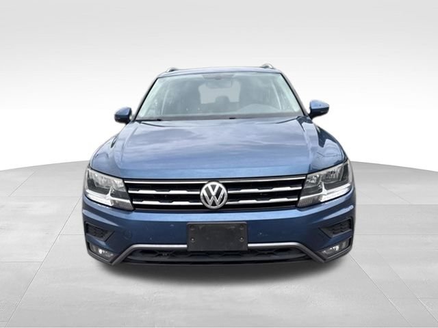 volkswagen tiguan 2018 3VV2B7AX0JM010910 image volkswagen tiguan 2018 3VV2B7AX0JM010910 image