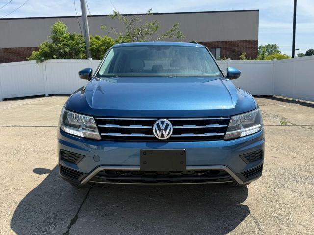 volkswagen tiguan 2018 3VV2B7AX8JM134262 image volkswagen tiguan 2018 3VV2B7AX8JM134262 image