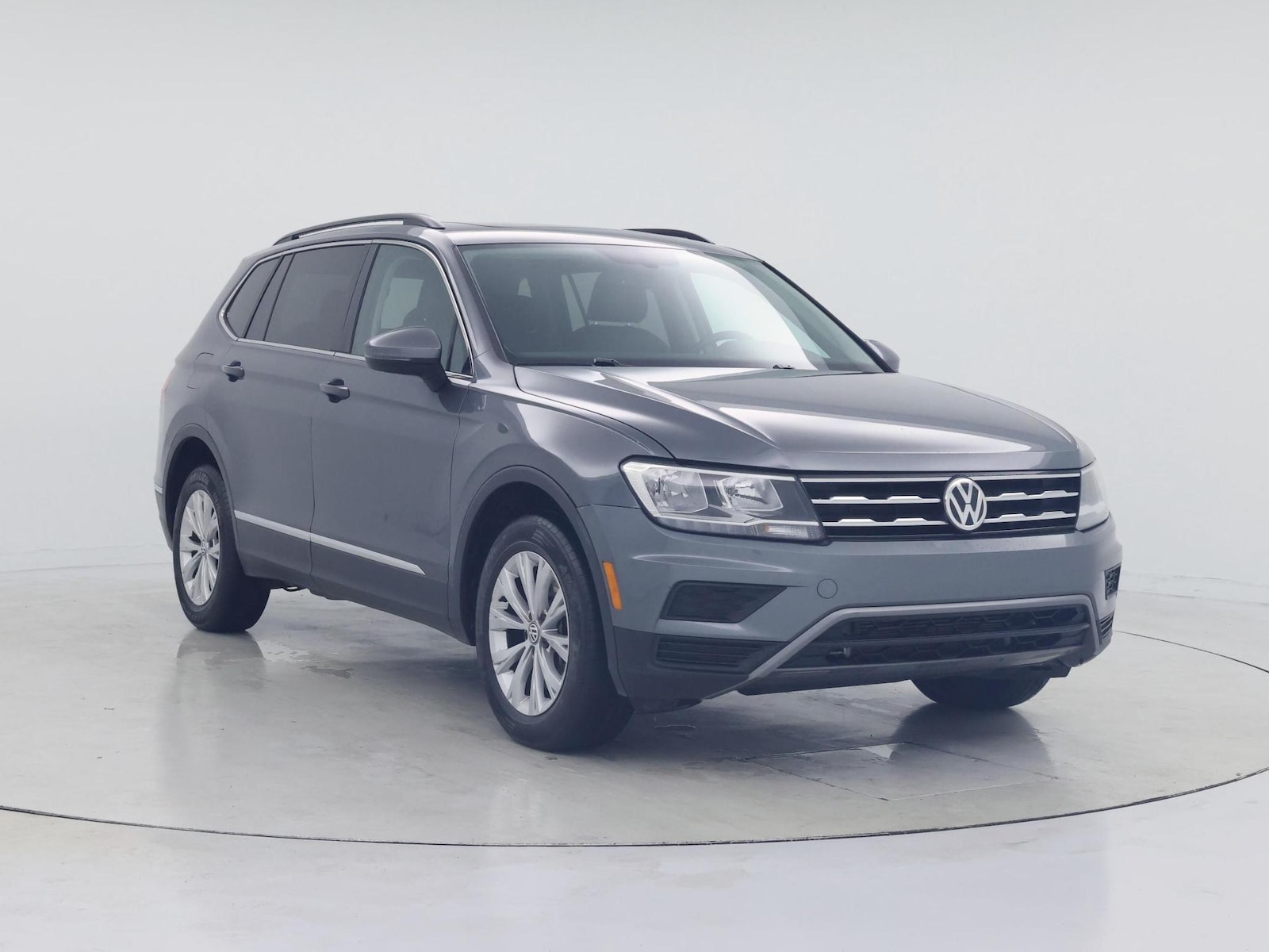volkswagen tiguan 2018 3VV3B7AX2JM119292 image volkswagen tiguan 2018 3VV3B7AX2JM119292 image