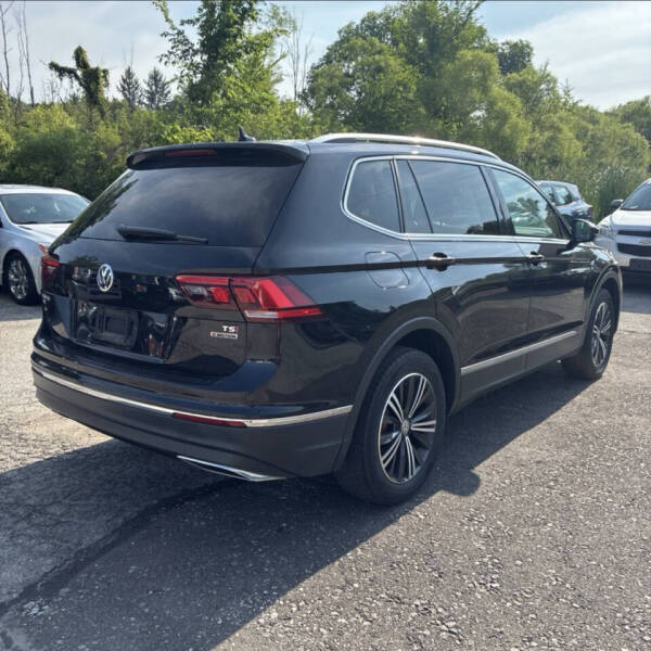 volkswagen tiguan 2018 3VV2B7AX0JM212355 image volkswagen tiguan 2018 3VV2B7AX0JM212355 image