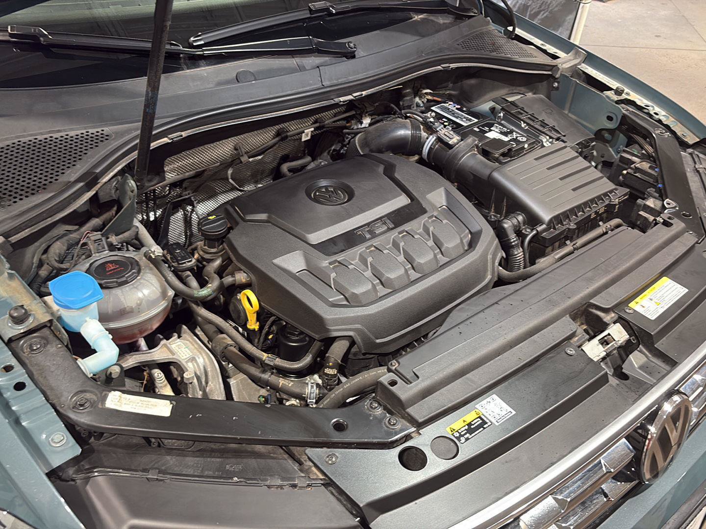 volkswagen tiguan 2018 3VV2B7AX0JM154800 image volkswagen tiguan 2018 3VV2B7AX0JM154800 image