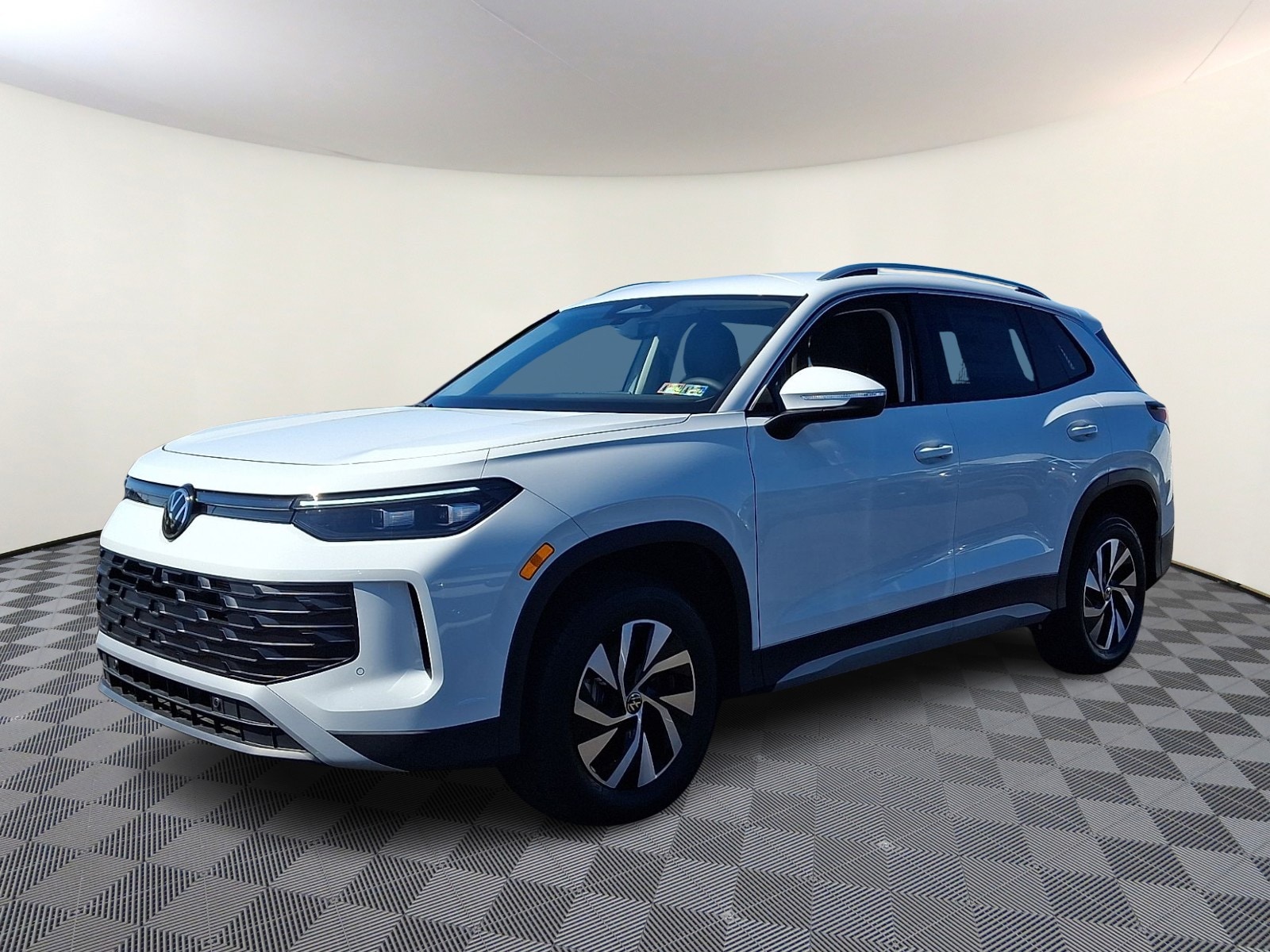 volkswagen tiguan 2026 3VVBR7RM9TM091768 image volkswagen tiguan 2026 3VVBR7RM9TM091768 image