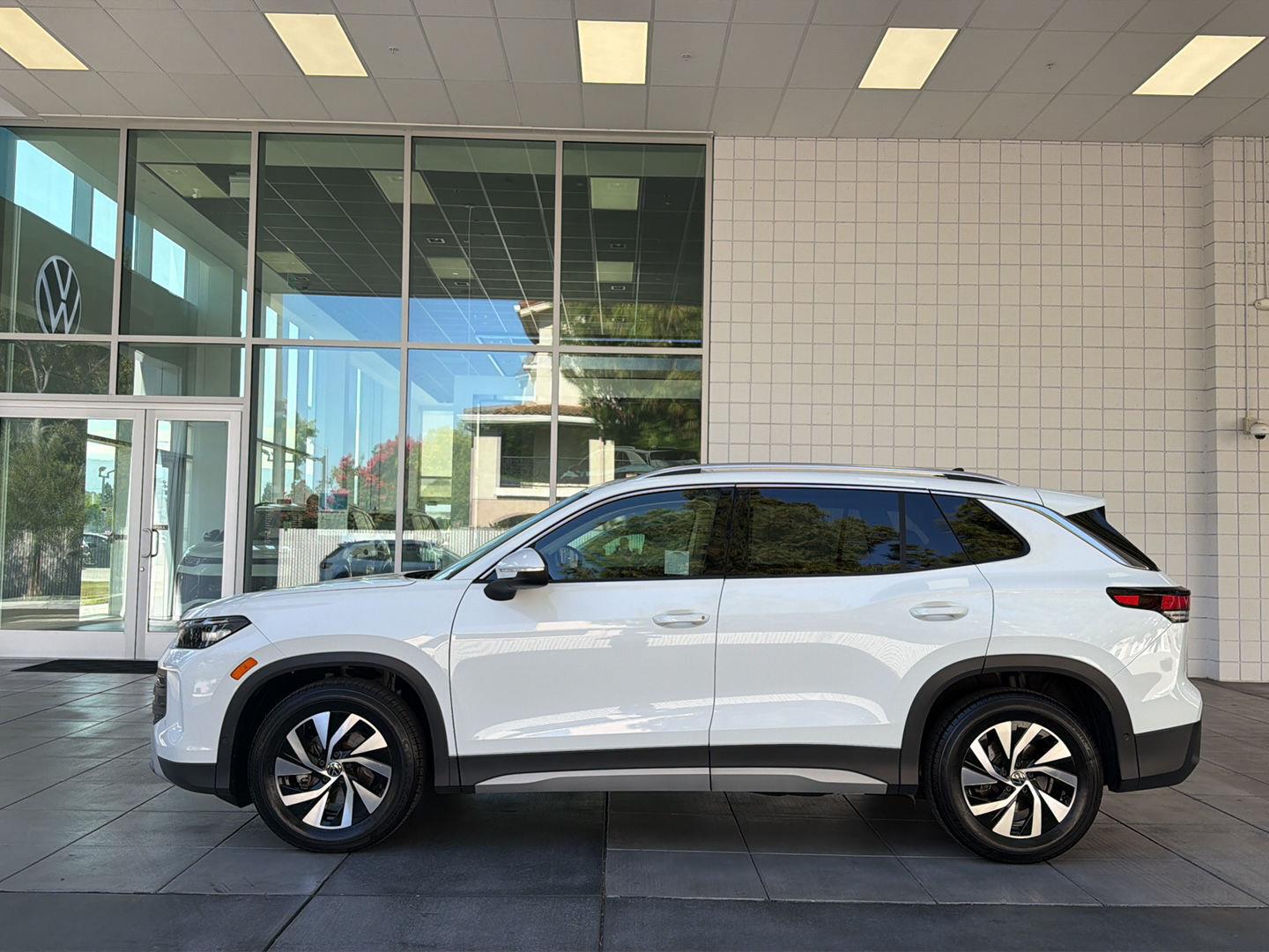 volkswagen tiguan 2026 3VVCR7RM1TM006782 image volkswagen tiguan 2026 3VVCR7RM1TM006782 image