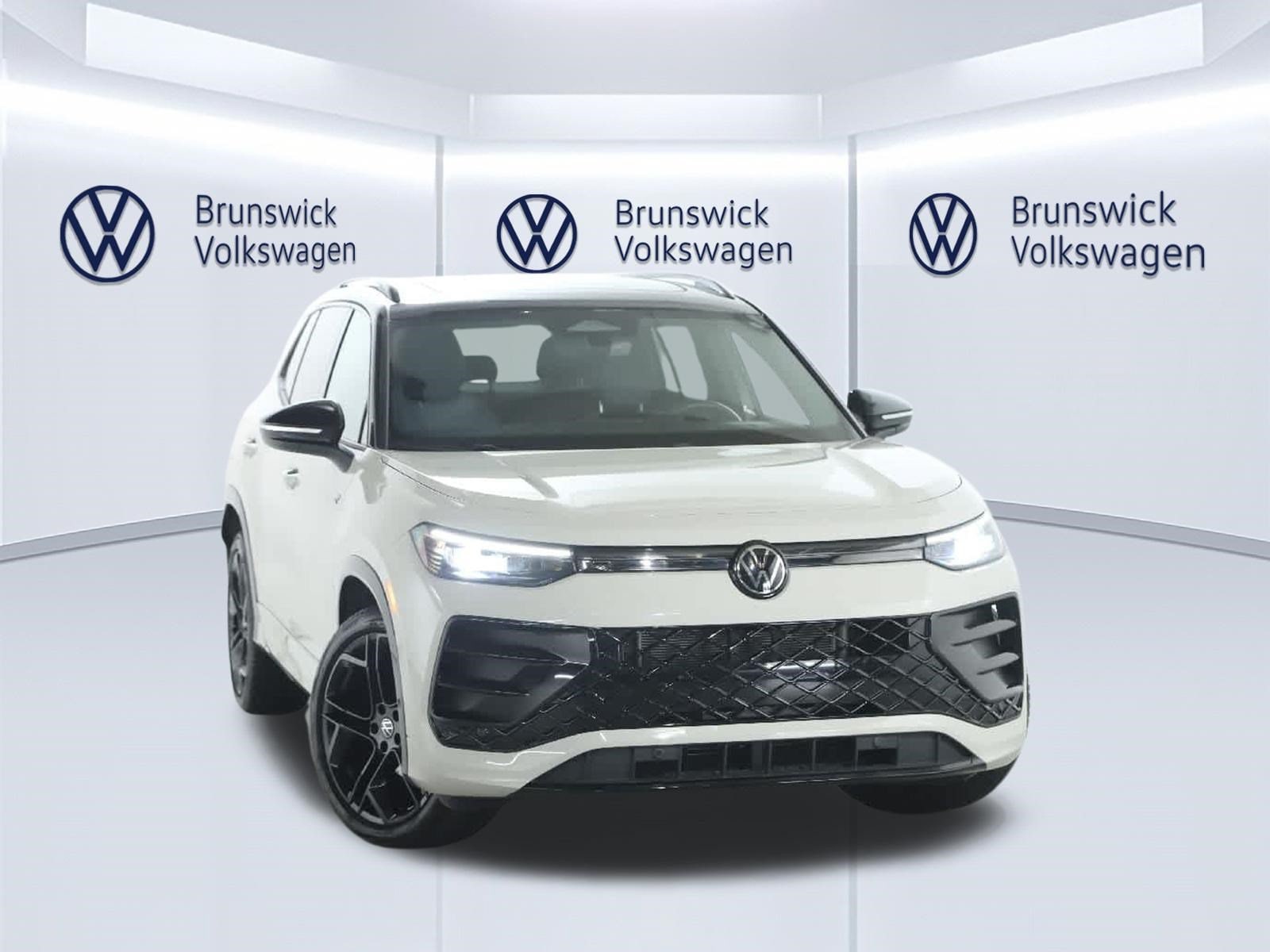 volkswagen tiguan 2026 3VVHR7RM0TM026592 image volkswagen tiguan 2026 3VVHR7RM0TM026592 image