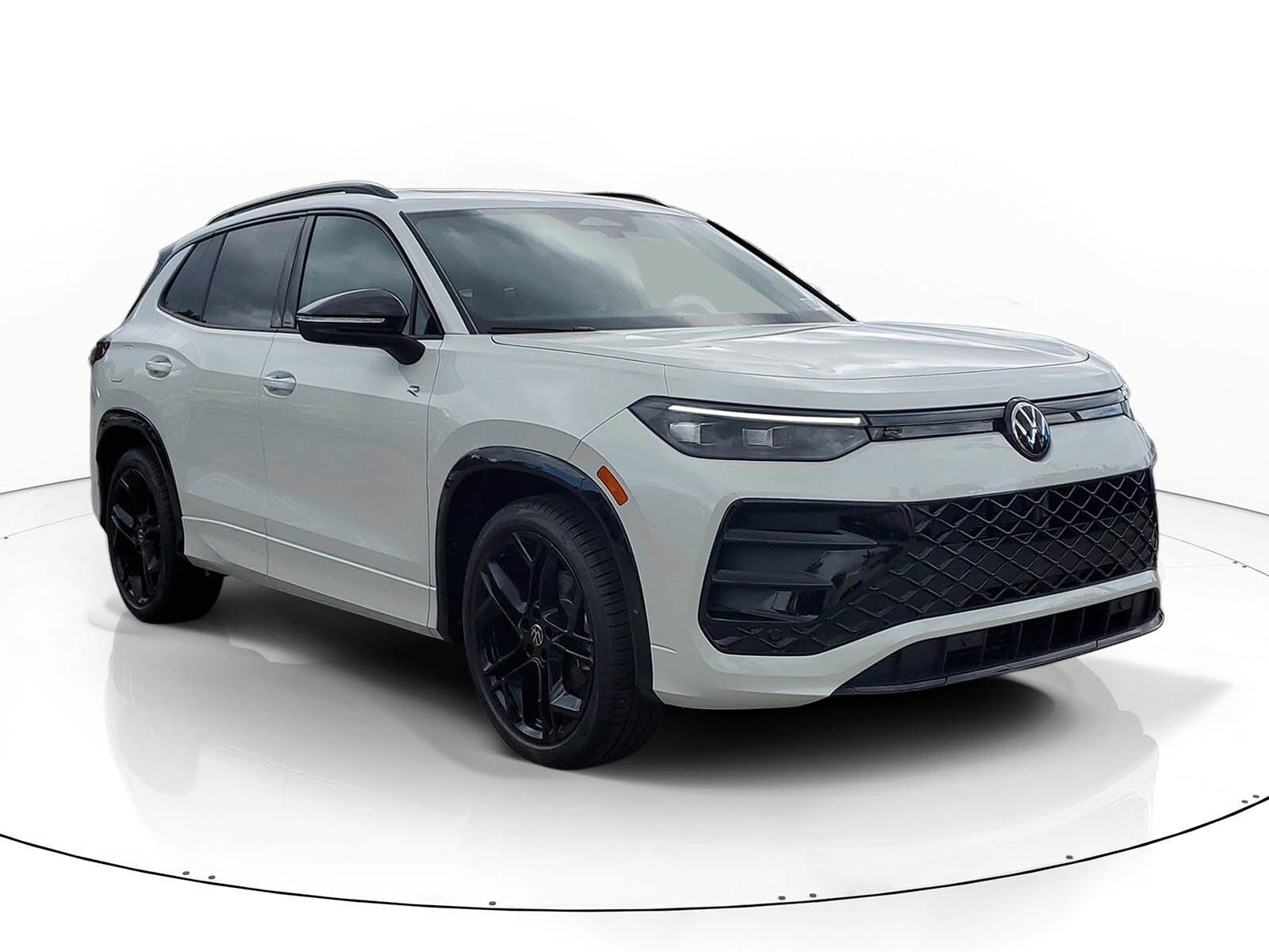 volkswagen tiguan 2026 3VVHR7RM0TM004415 image volkswagen tiguan 2026 3VVHR7RM0TM004415 image