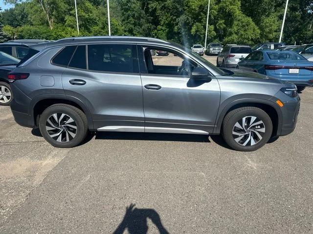 volkswagen tiguan 2026 3VVBR7RM9TM001096 image volkswagen tiguan 2026 3VVBR7RM9TM001096 image