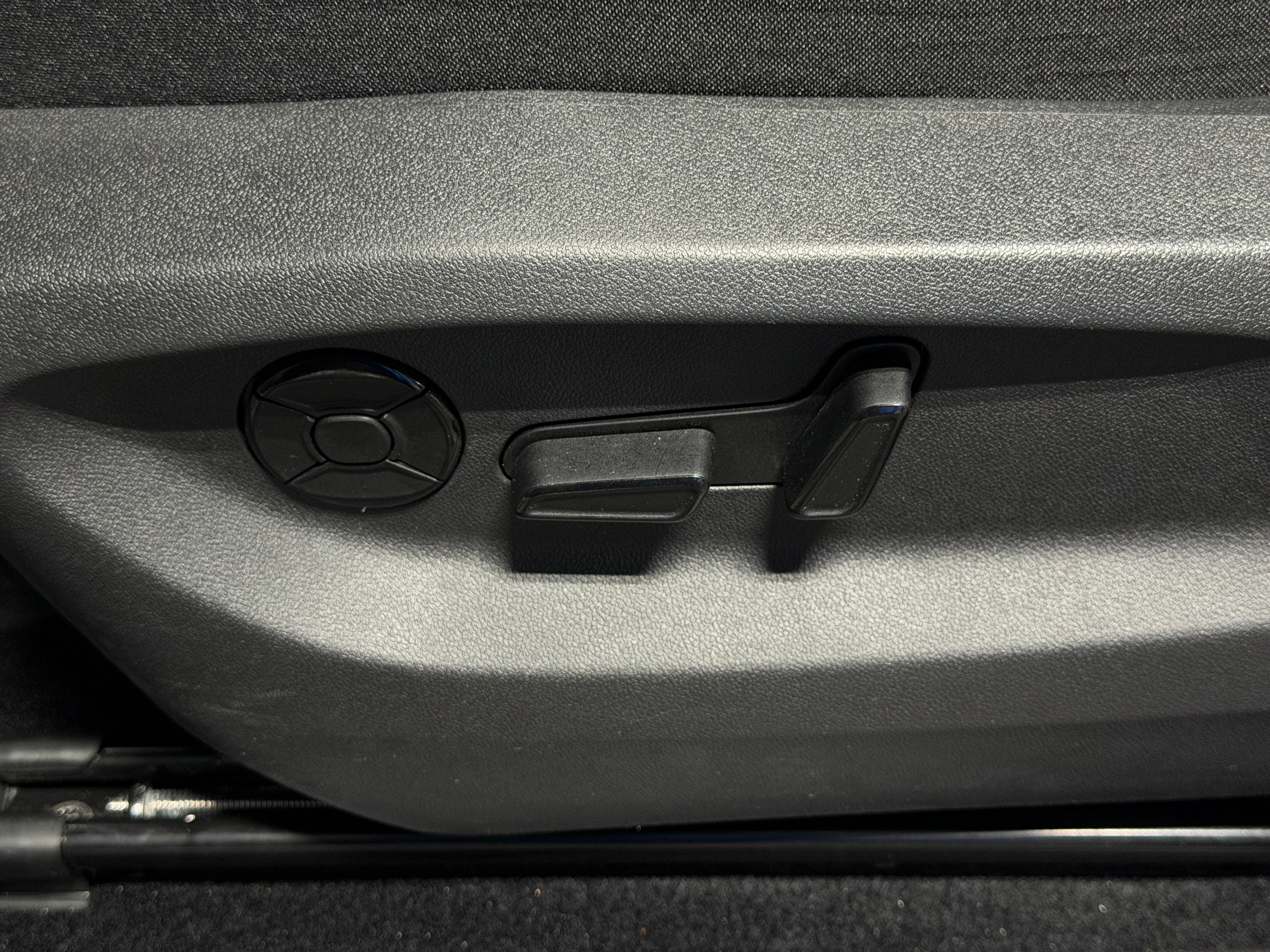 volkswagen tiguan 2026 3VVER7RM2TM026449 image volkswagen tiguan 2026 3VVER7RM2TM026449 image