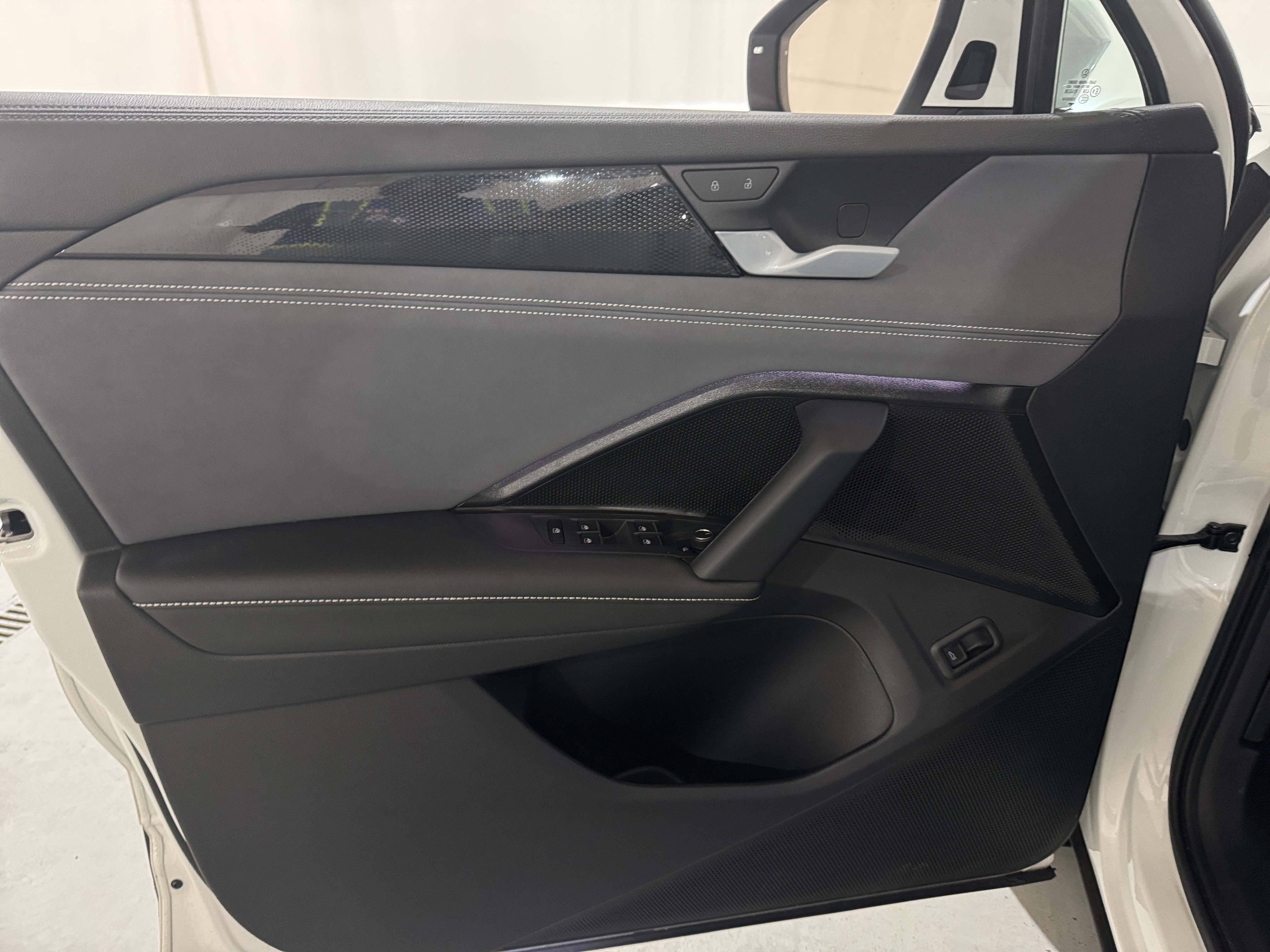 volkswagen tiguan 2026 3VVFR7RM6TM014129 image volkswagen tiguan 2026 3VVFR7RM6TM014129 image