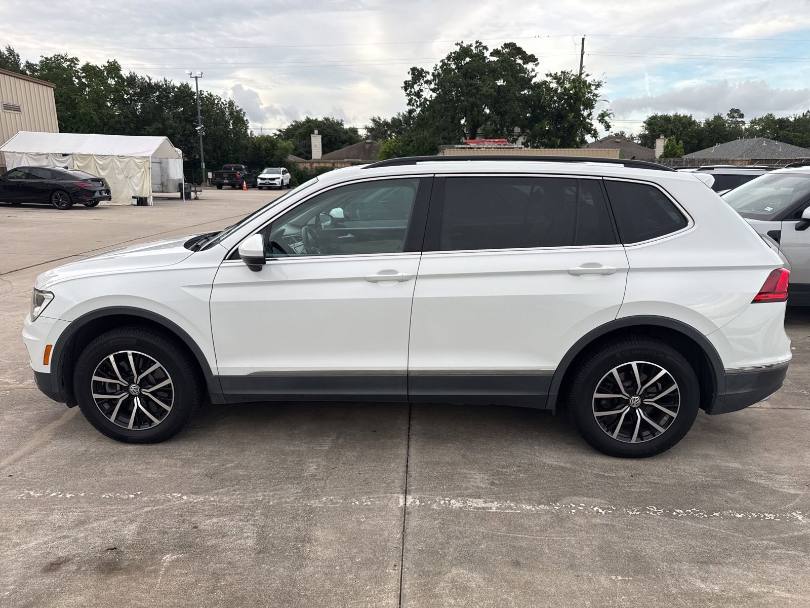 volkswagen tiguan 2021 3VV3B7AX5MM042468 image volkswagen tiguan 2021 3VV3B7AX5MM042468 image