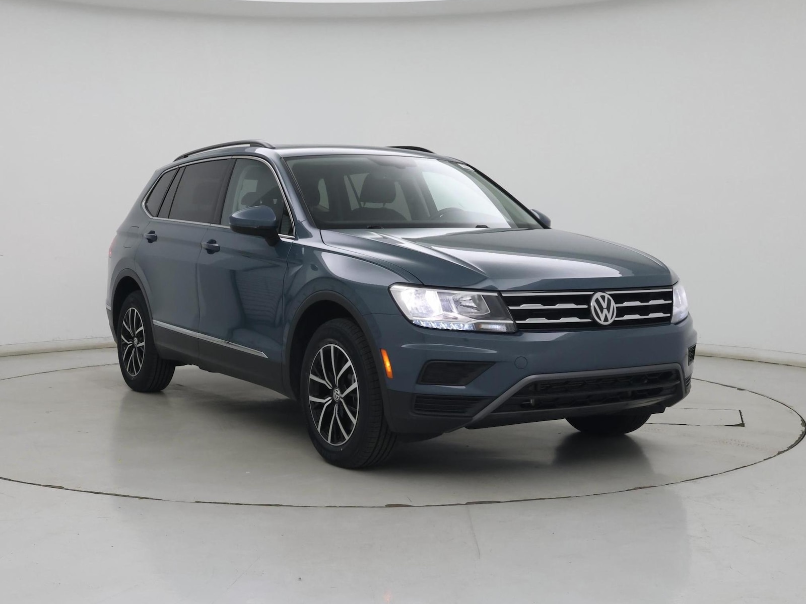 volkswagen tiguan 2021 3VV2B7AX8MM124559 image volkswagen tiguan 2021 3VV2B7AX8MM124559 image