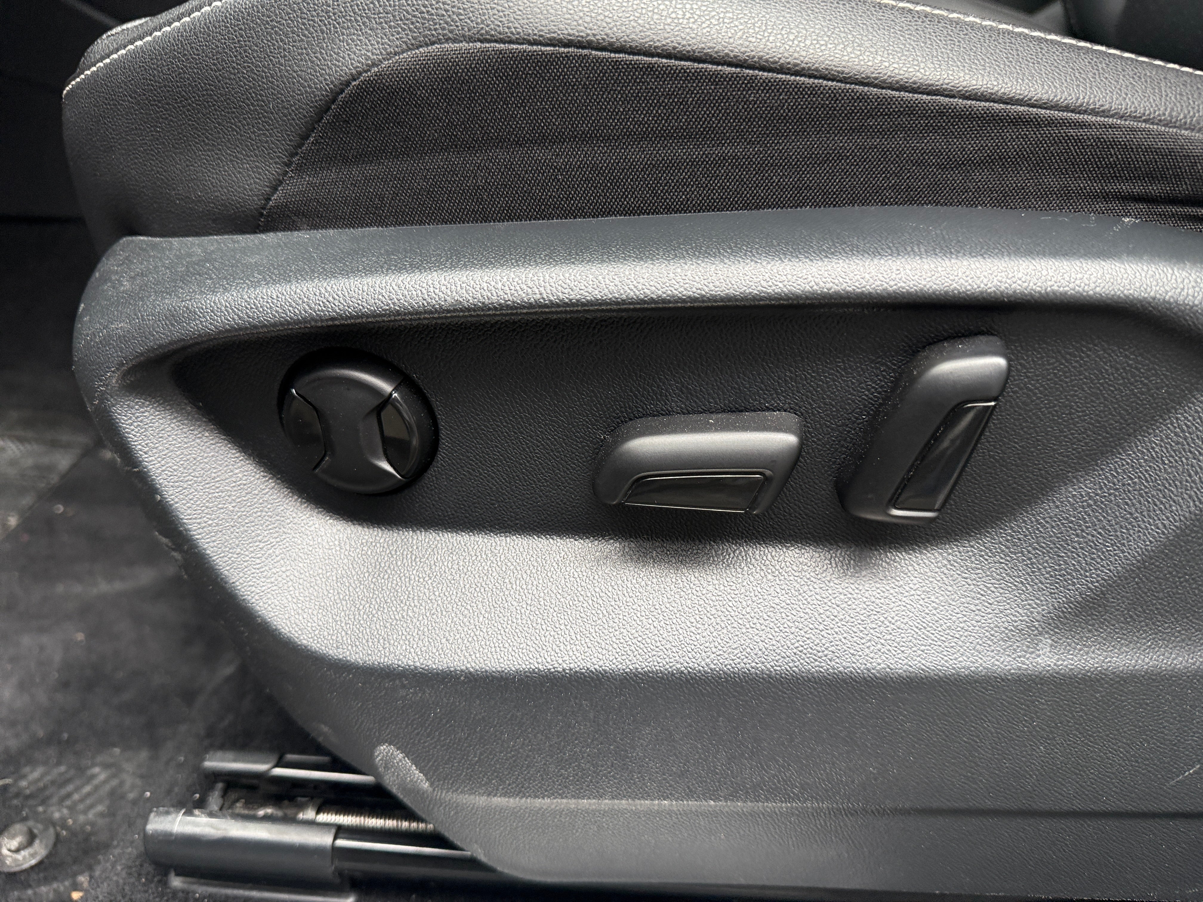 volkswagen tiguan 2021 3VV3B7AX2MM031492 image volkswagen tiguan 2021 3VV3B7AX2MM031492 image