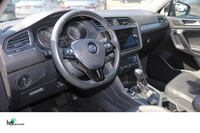 volkswagen tiguan 2021 3VV2B7AXXMM015679 image volkswagen tiguan 2021 3VV2B7AXXMM015679 image