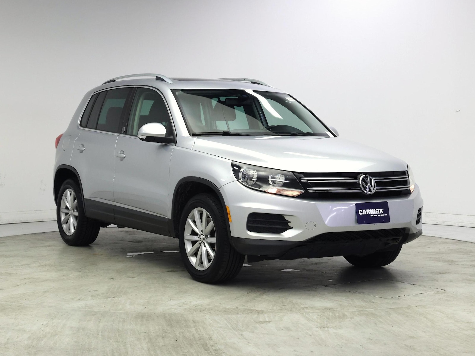 volkswagen tiguan 2017 WVGRV7AX0HK003134 image volkswagen tiguan 2017 WVGRV7AX0HK003134 image