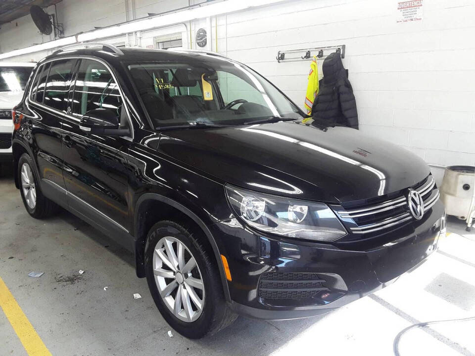 volkswagen tiguan 2017 WVGSV7AX7HK004427 image volkswagen tiguan 2017 WVGSV7AX7HK004427 image
