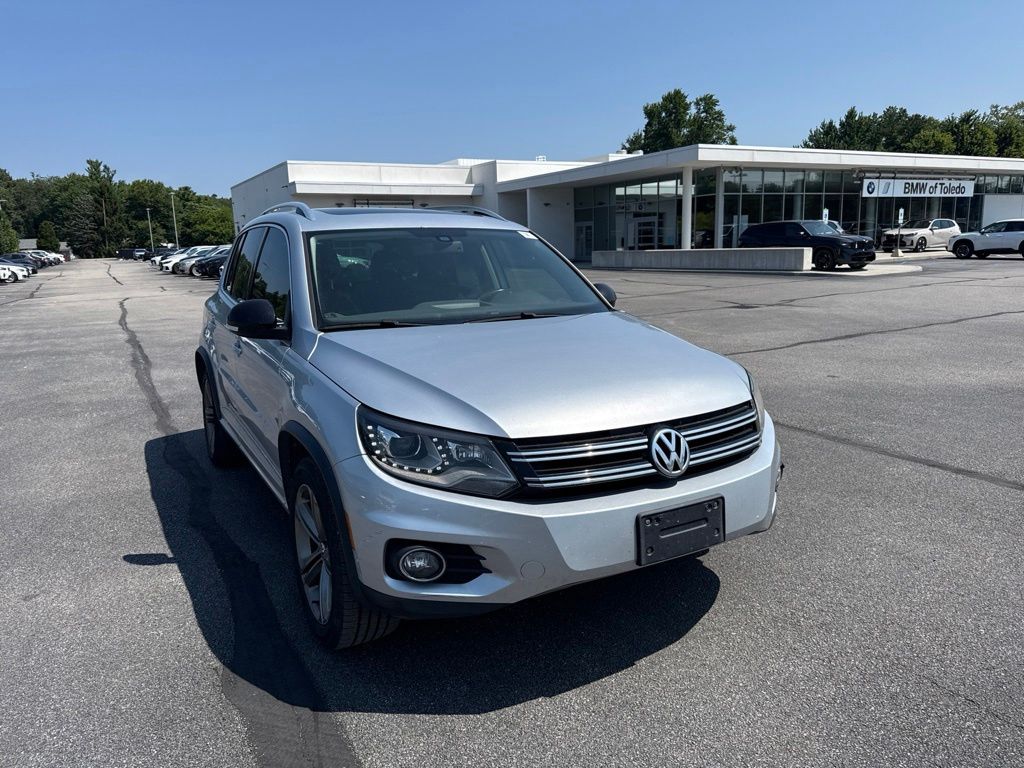 volkswagen tiguan 2017 WVGUV7AX7HK005327 image volkswagen tiguan 2017 WVGUV7AX7HK005327 image