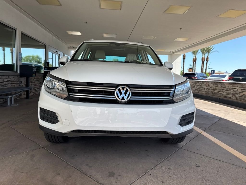 volkswagen tiguan 2017 WVGRV7AX1HK000243 image volkswagen tiguan 2017 WVGRV7AX1HK000243 image