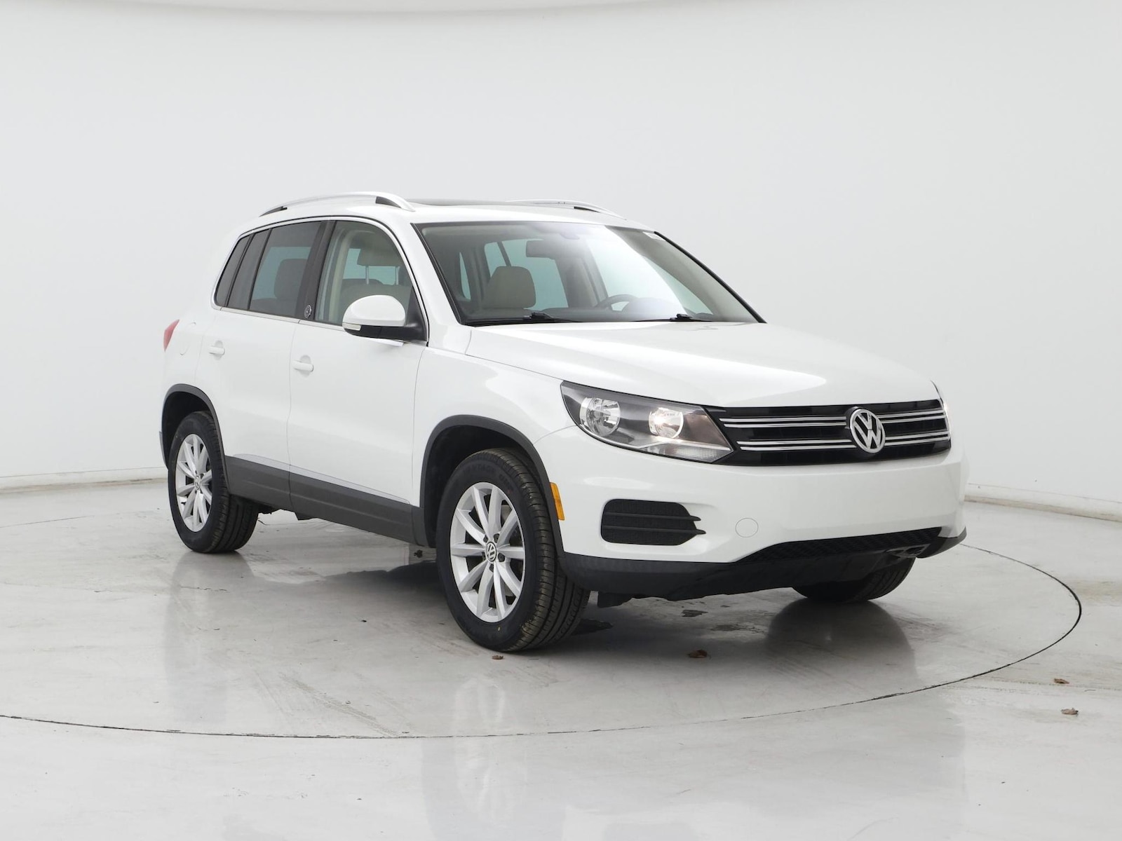 volkswagen tiguan 2017 WVGRV7AX7HK012445 image volkswagen tiguan 2017 WVGRV7AX7HK012445 image