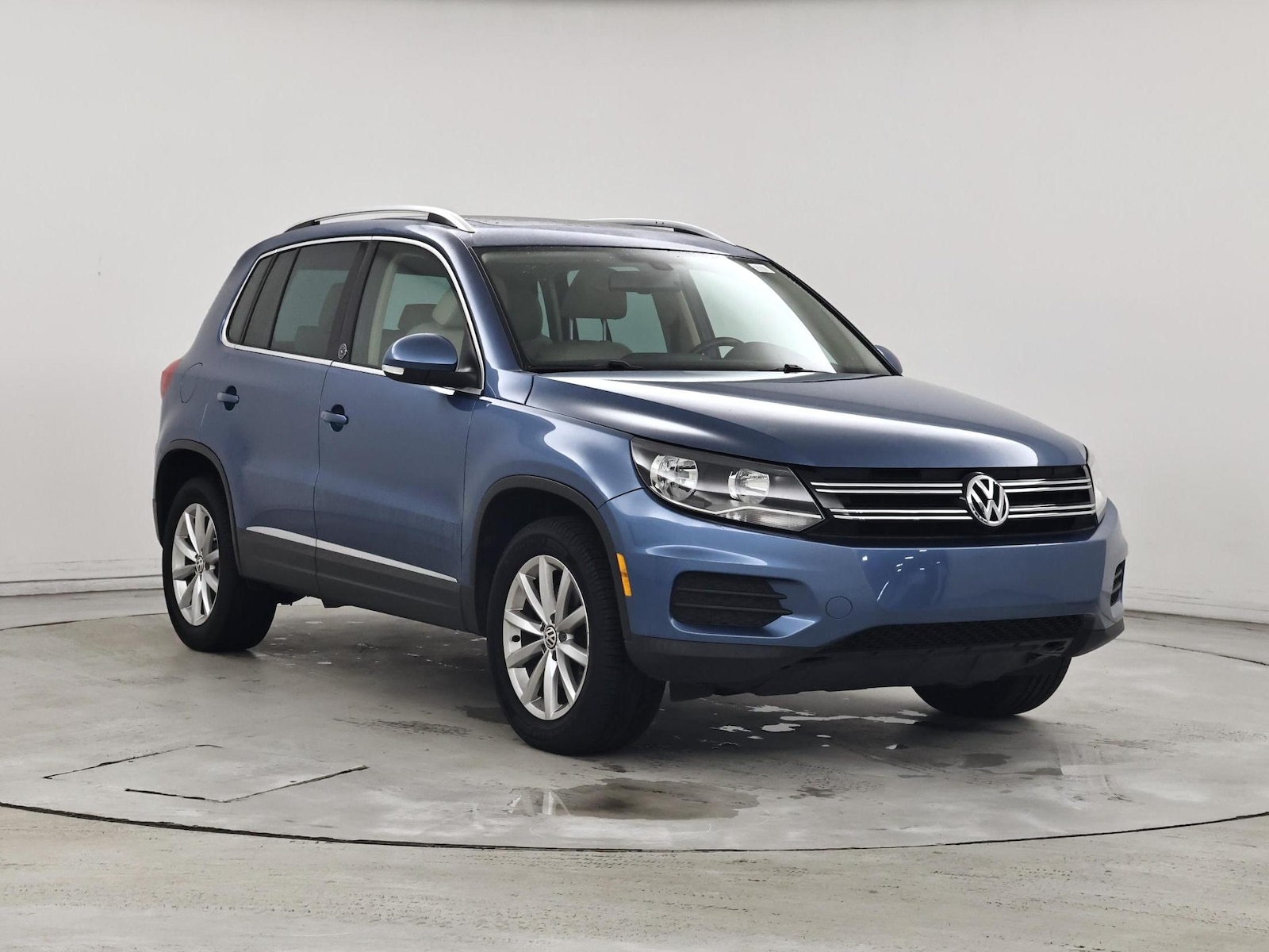volkswagen tiguan 2017 WVGRV7AX1HW505403 image volkswagen tiguan 2017 WVGRV7AX1HW505403 image