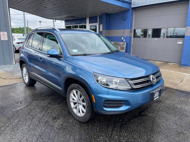 volkswagen tiguan 2017 WVGRV7AX3HK006545 image volkswagen tiguan 2017 WVGRV7AX3HK006545 image