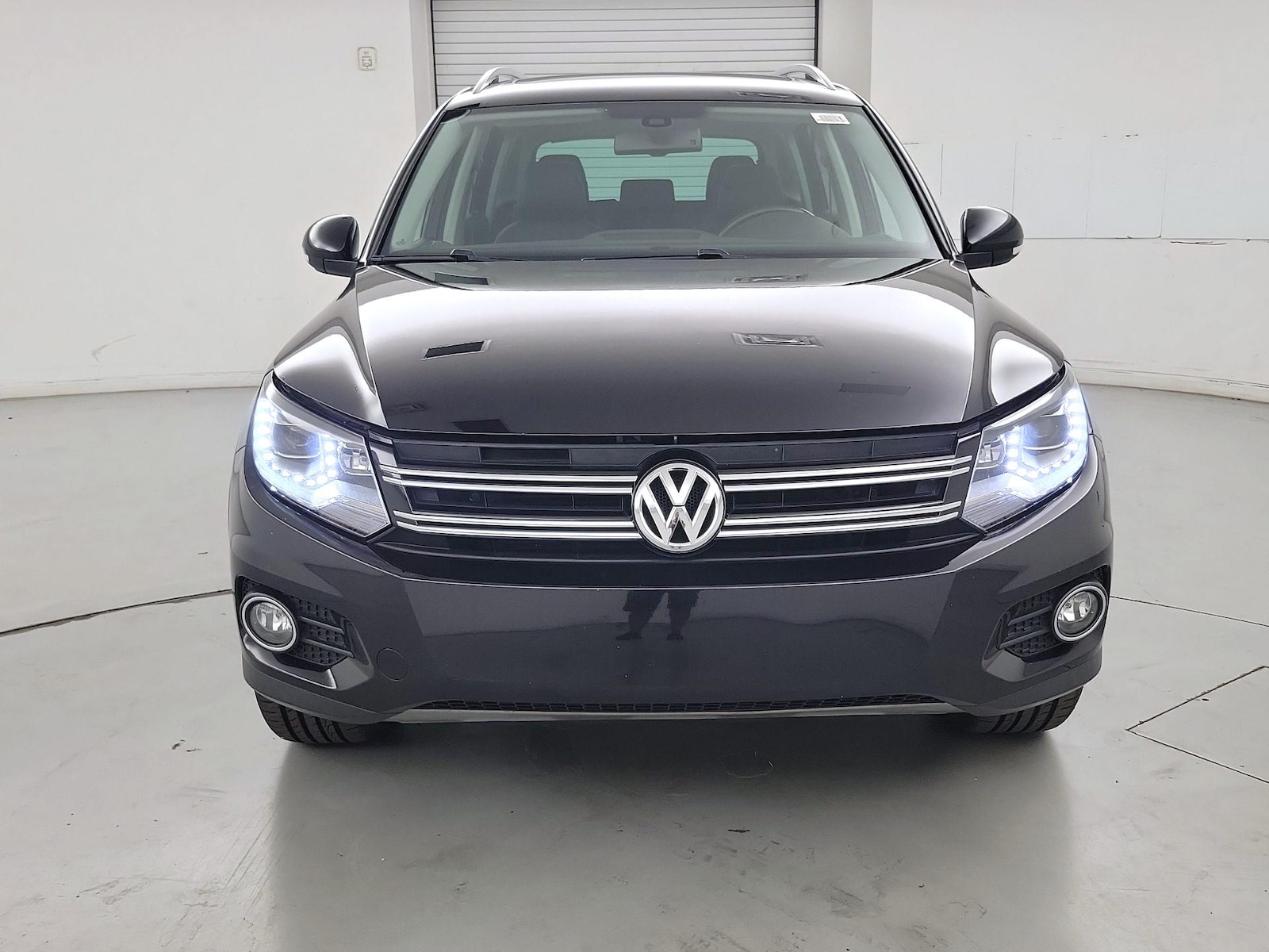 volkswagen tiguan 2017 WVGUV7AX3HK021606 image volkswagen tiguan 2017 WVGUV7AX3HK021606 image