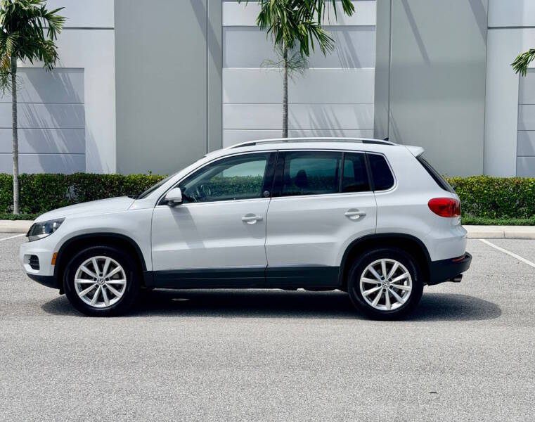 volkswagen tiguan 2017 WVGRV7AX2HW504874 image volkswagen tiguan 2017 WVGRV7AX2HW504874 image