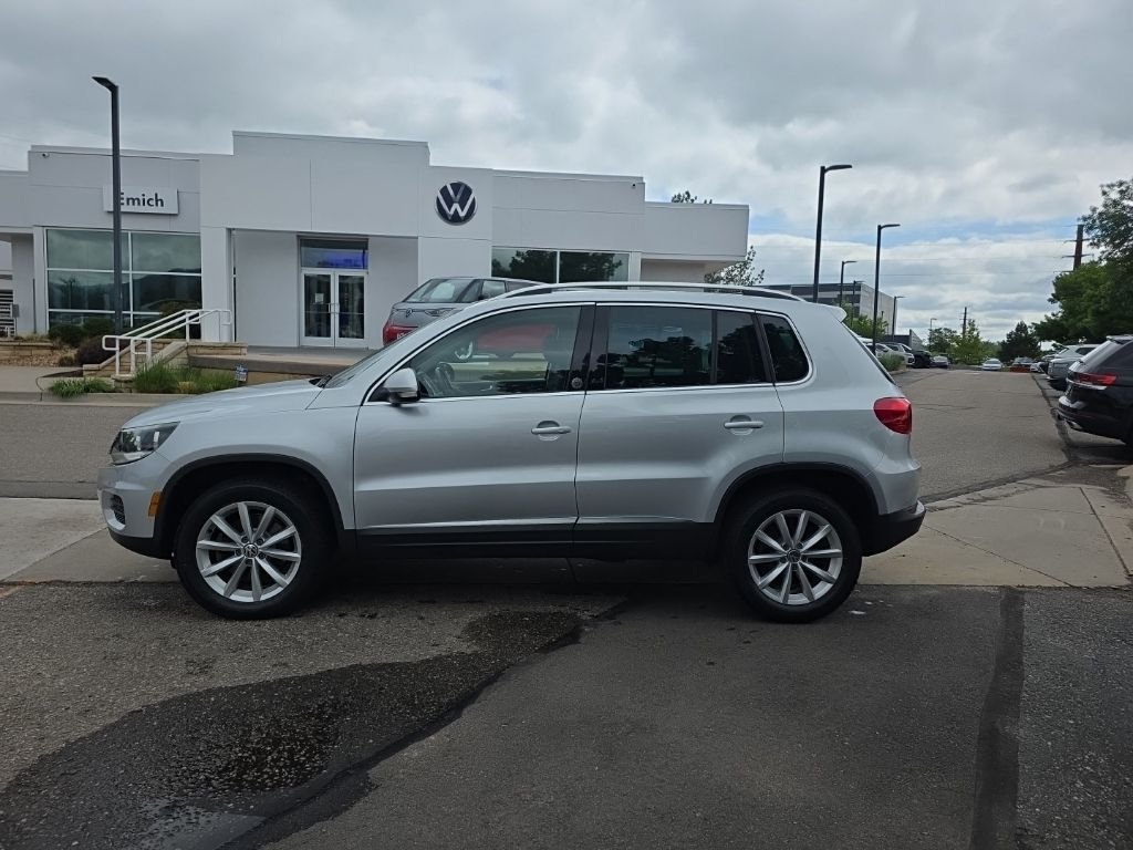 volkswagen tiguan 2017 WVGSV7AX9HK010455 image volkswagen tiguan 2017 WVGSV7AX9HK010455 image