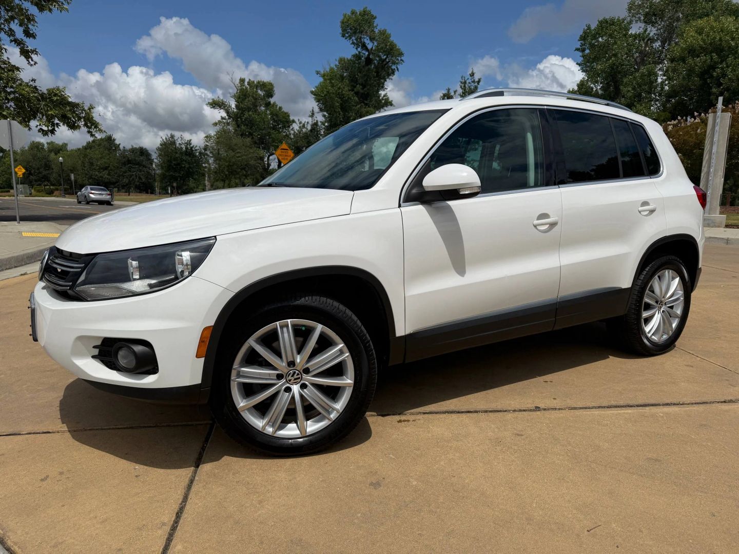 volkswagen tiguan 2012 WVGBV7AX4CW610446 image volkswagen tiguan 2012 WVGBV7AX4CW610446 image