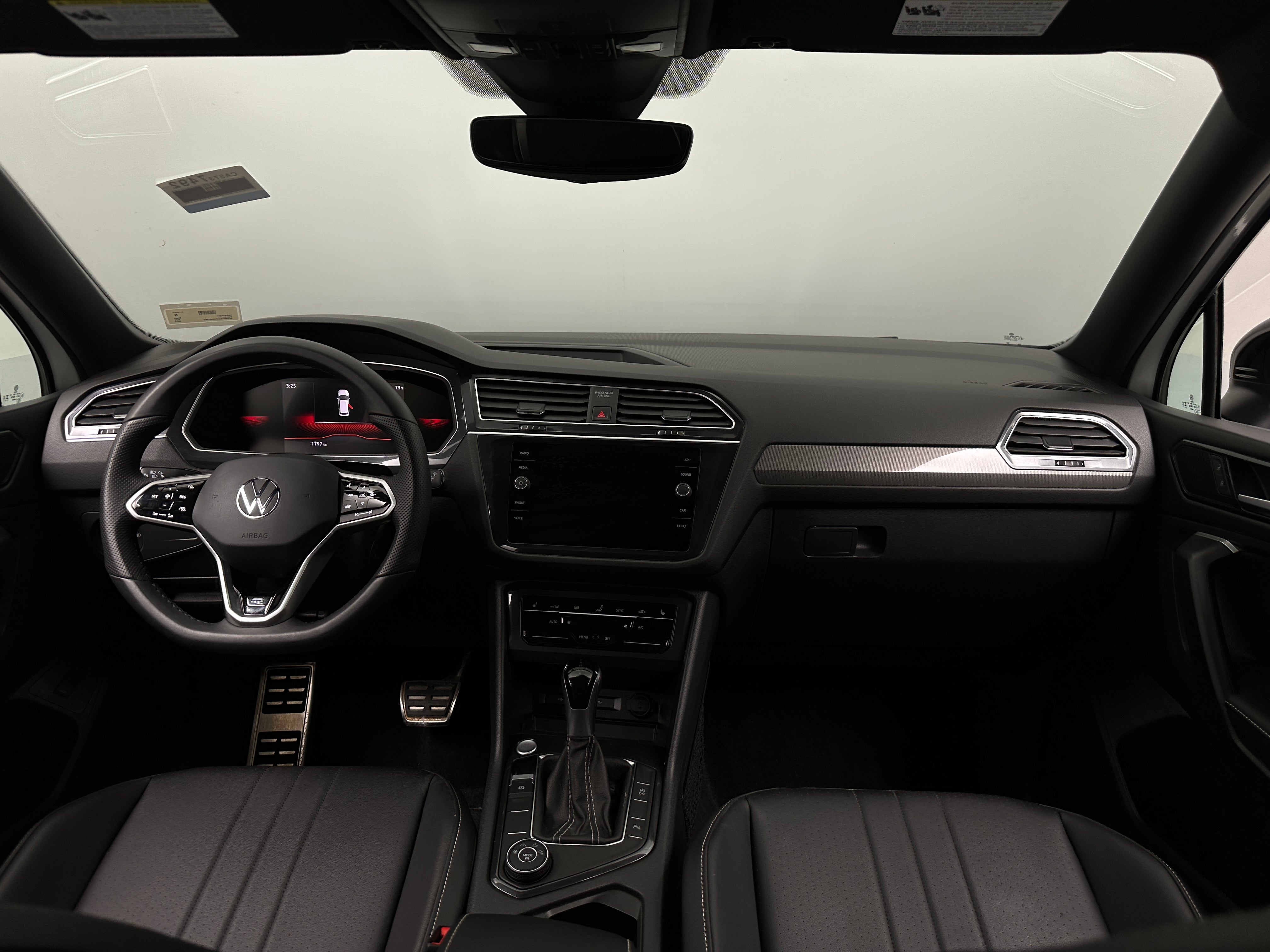 volkswagen tiguan 2024 3VV8B7AXXRM207363 image volkswagen tiguan 2024 3VV8B7AXXRM207363 image