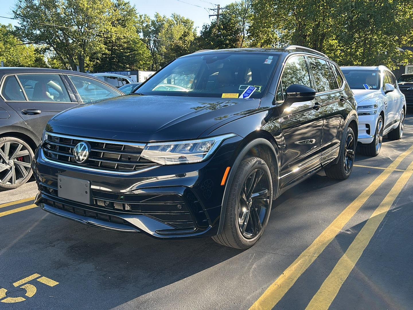 volkswagen tiguan 2024 3VV8B7AX8RM128208 image volkswagen tiguan 2024 3VV8B7AX8RM128208 image