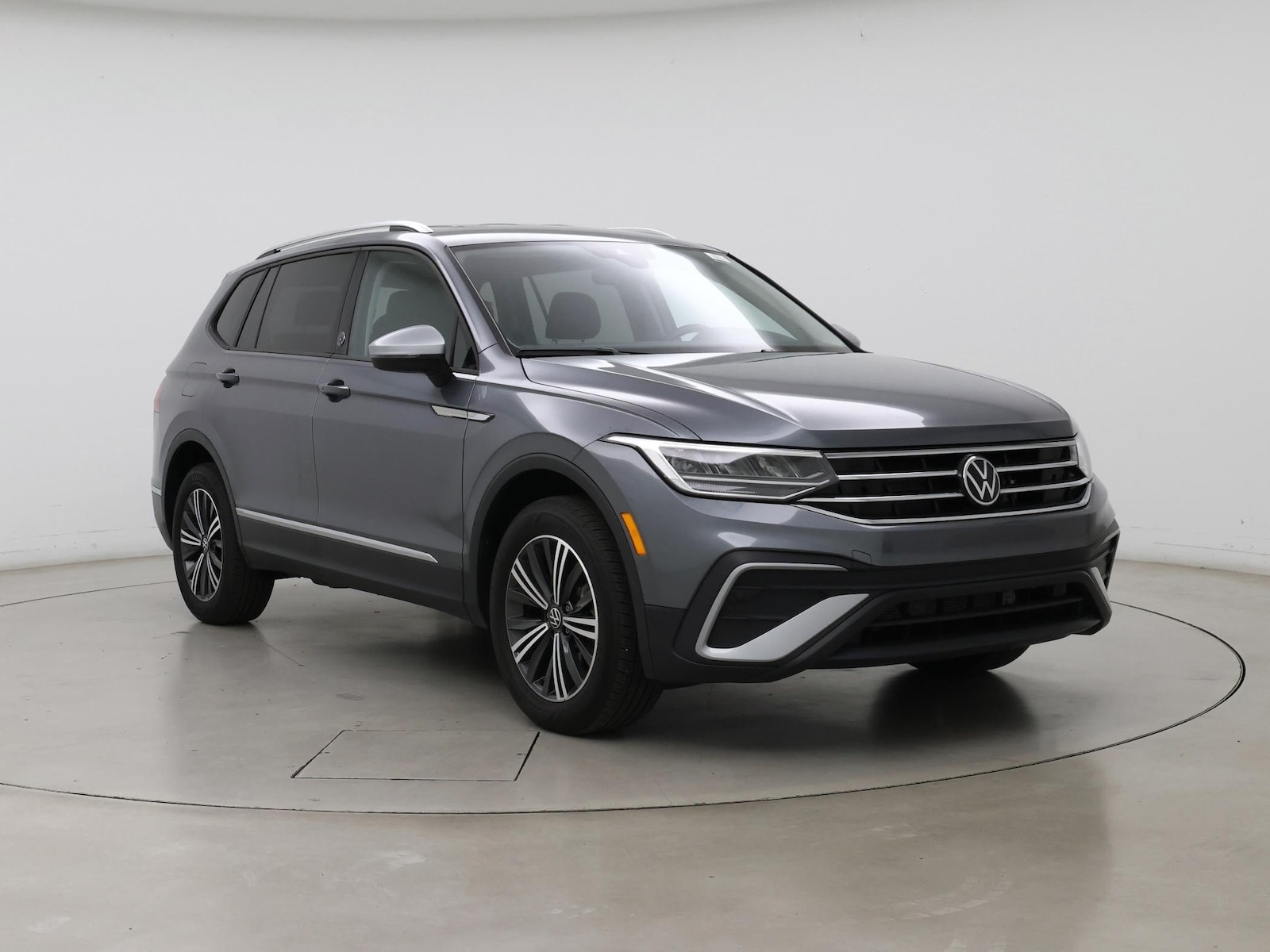 volkswagen tiguan 2024 3VV6B7AX6RM214057 image volkswagen tiguan 2024 3VV6B7AX6RM214057 image