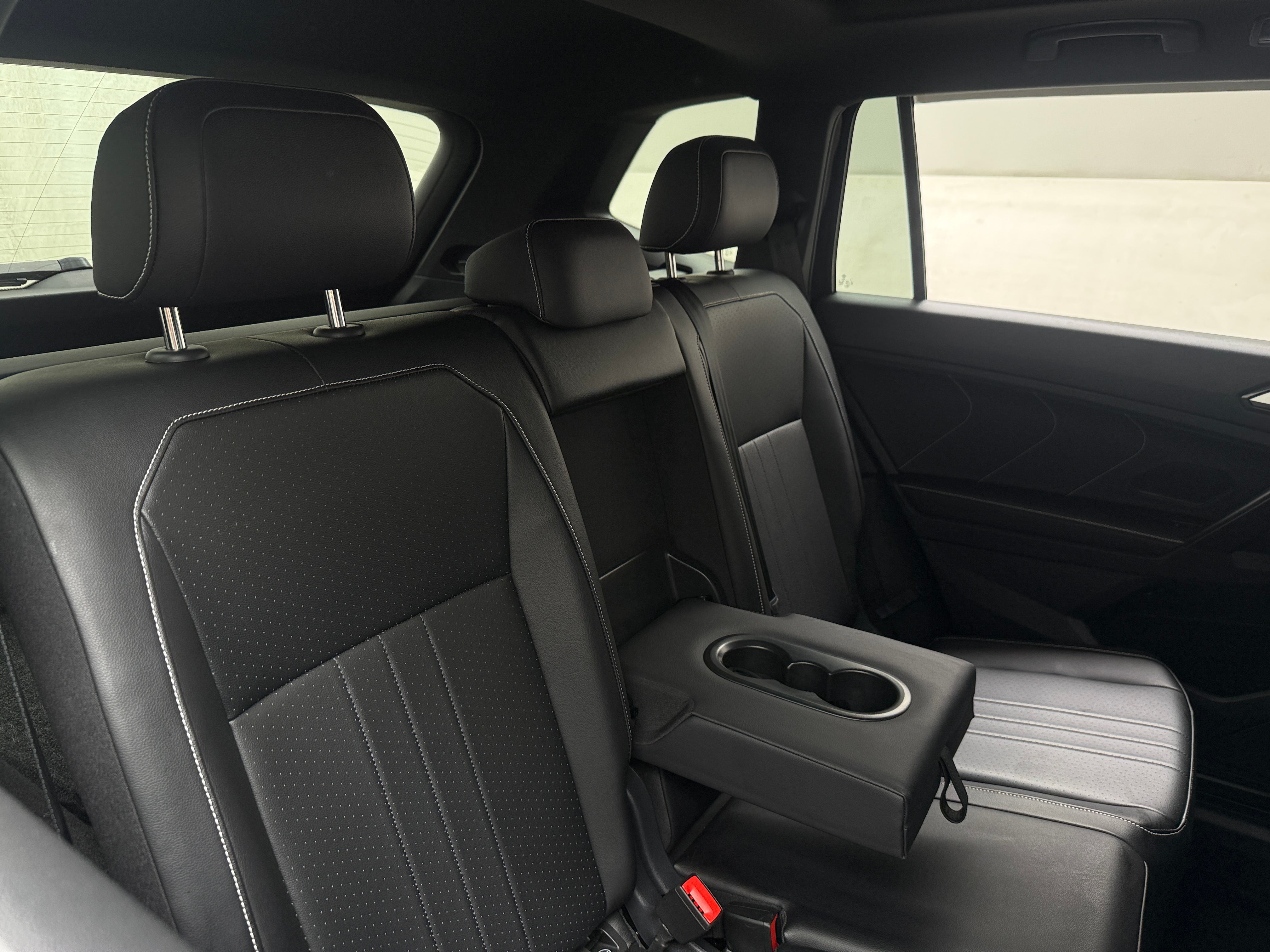 volkswagen tiguan 2024 3VV8B7AX3RM128486 image volkswagen tiguan 2024 3VV8B7AX3RM128486 image