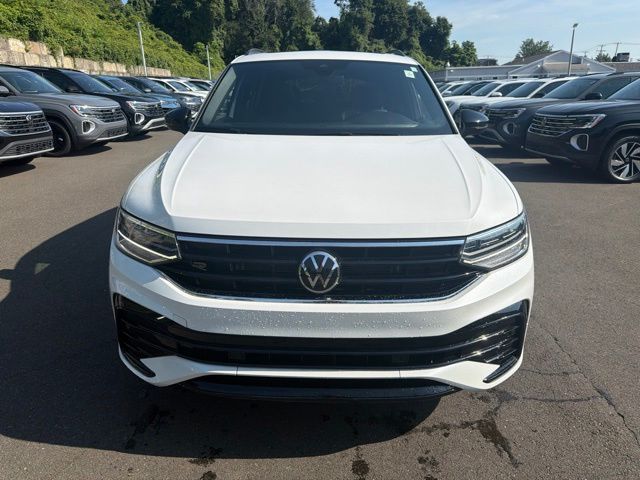 volkswagen tiguan 2024 3VV8B7AX0RM064214 image volkswagen tiguan 2024 3VV8B7AX0RM064214 image